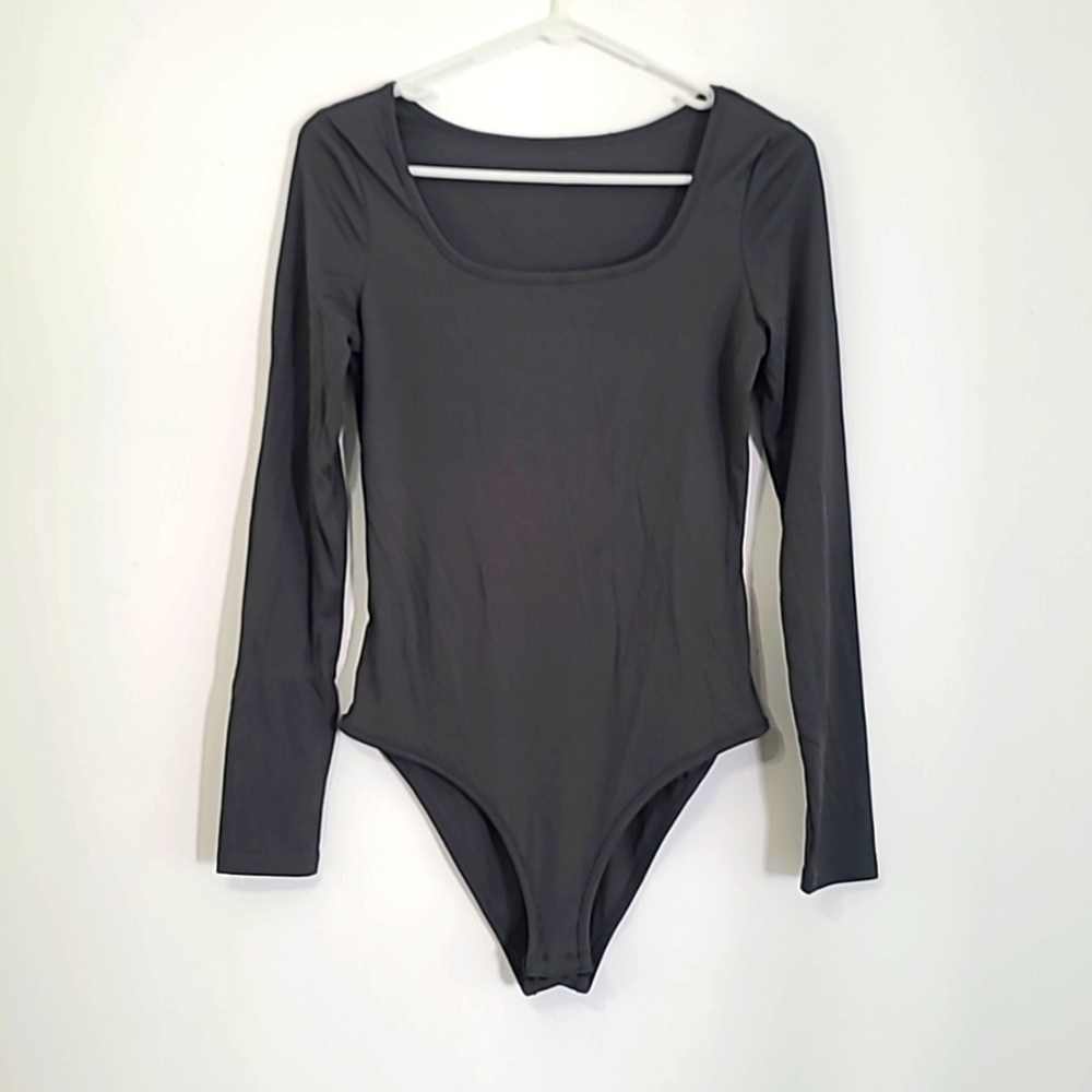 Yozy grey long-sleeved bodysuit